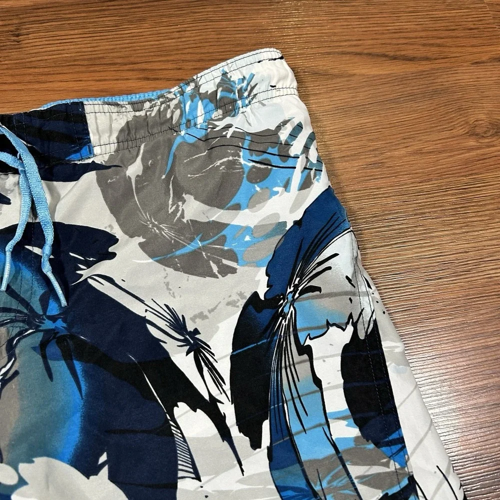 Nike Men's Swim Trunks Size XL Blue‎ Grey Floral Board Short Hawaiian Mesh Lined